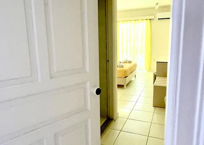 Eleana Ξενοδοχείο Αργάσι